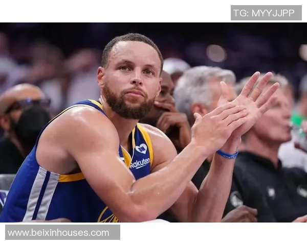 最新战报：库里全场高光瞬间集锦